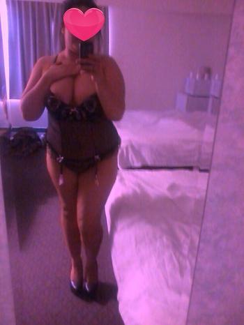 , 30  female escort, Kamloops