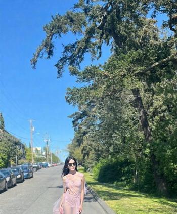 Helen, 25 Asian female escort, Kamloops