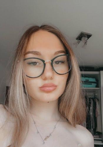 Rose, 26 Caucasian/White female escort, Kamloops